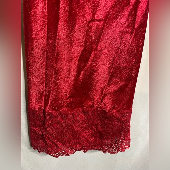 Vintage Victoria’s Secret slip dress/ lingerie - Picture 4 of 6